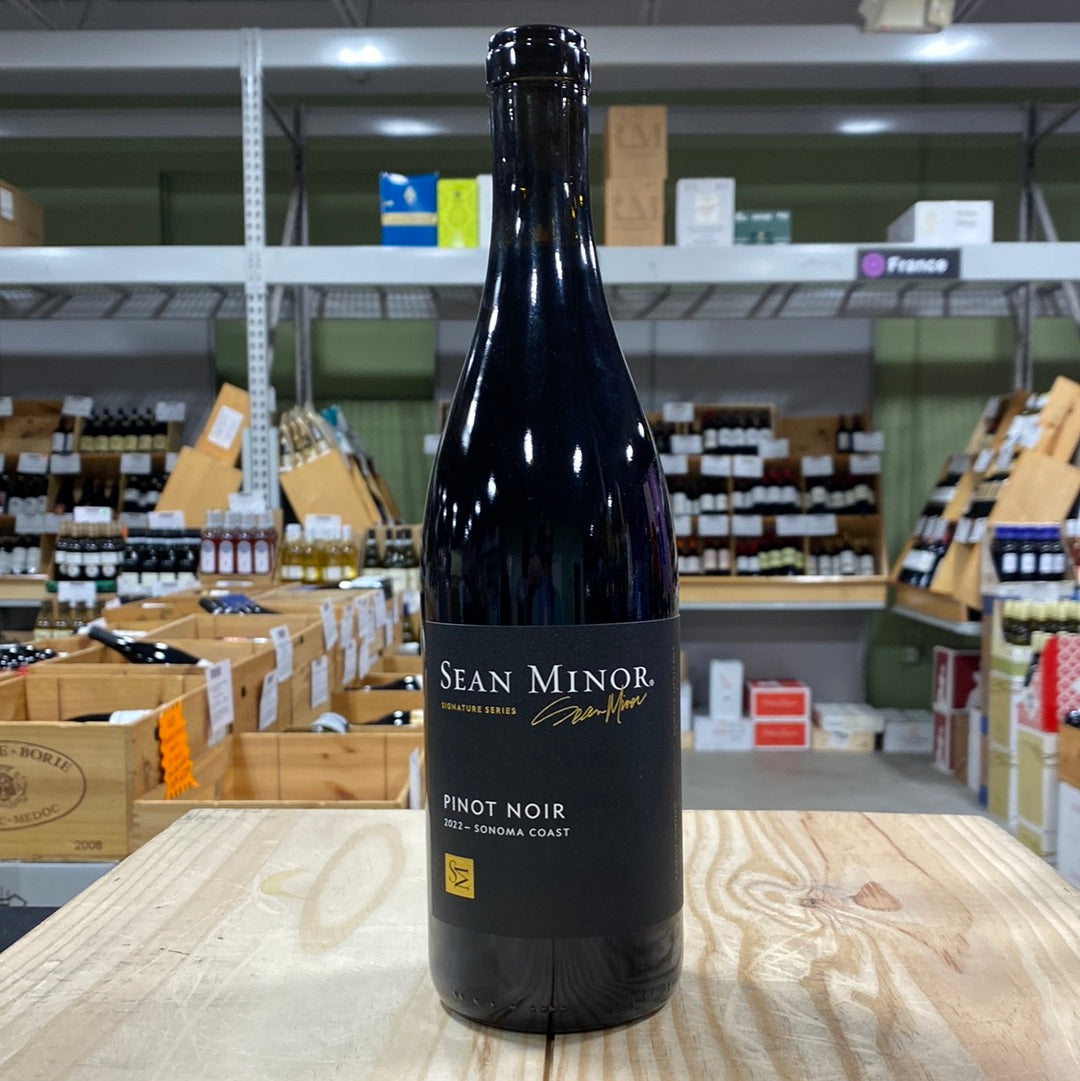 Sean Minor Signature Series Pinot Noir Sonoma Coast, CA USA