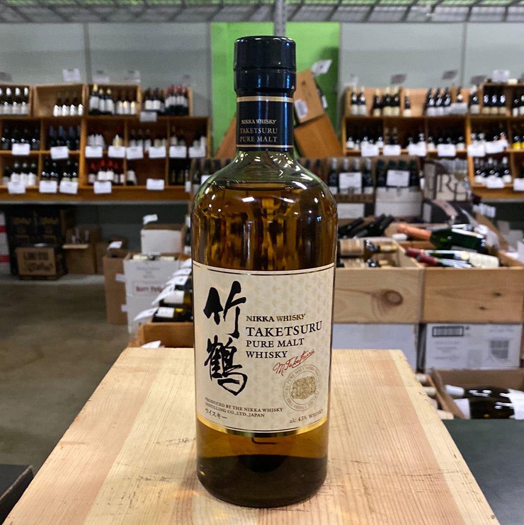 Nikka "Taketsuru" Pure Malt (White Lable)