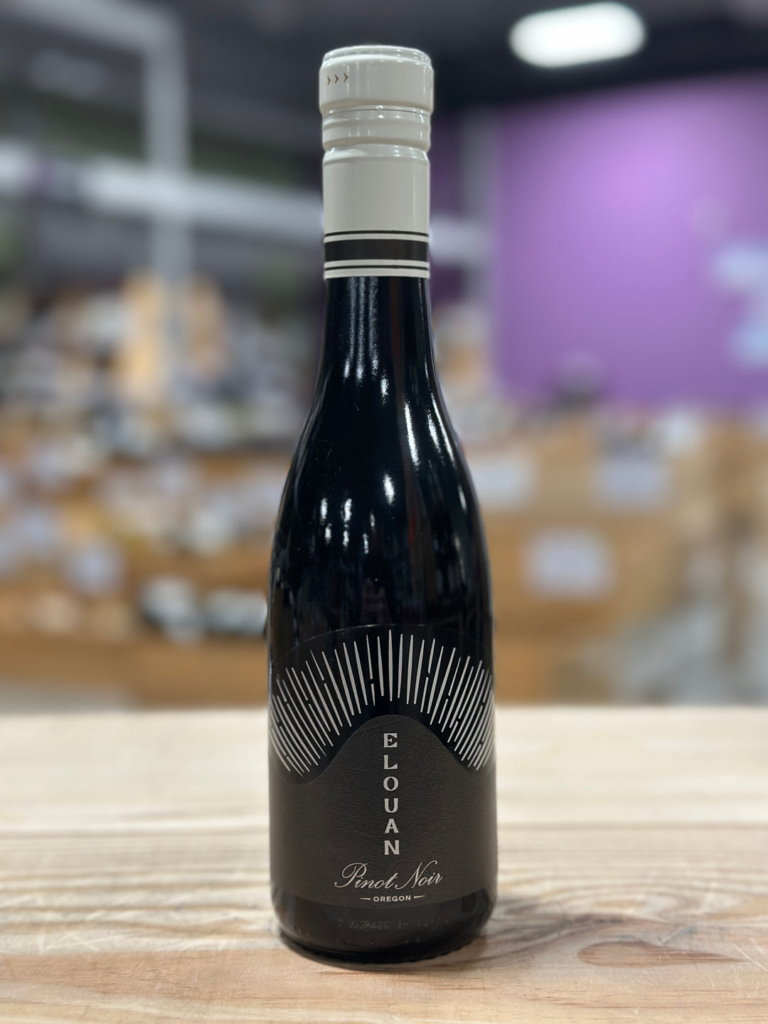 Elouan Pinot Noir Oregon USA (Half Bottle)