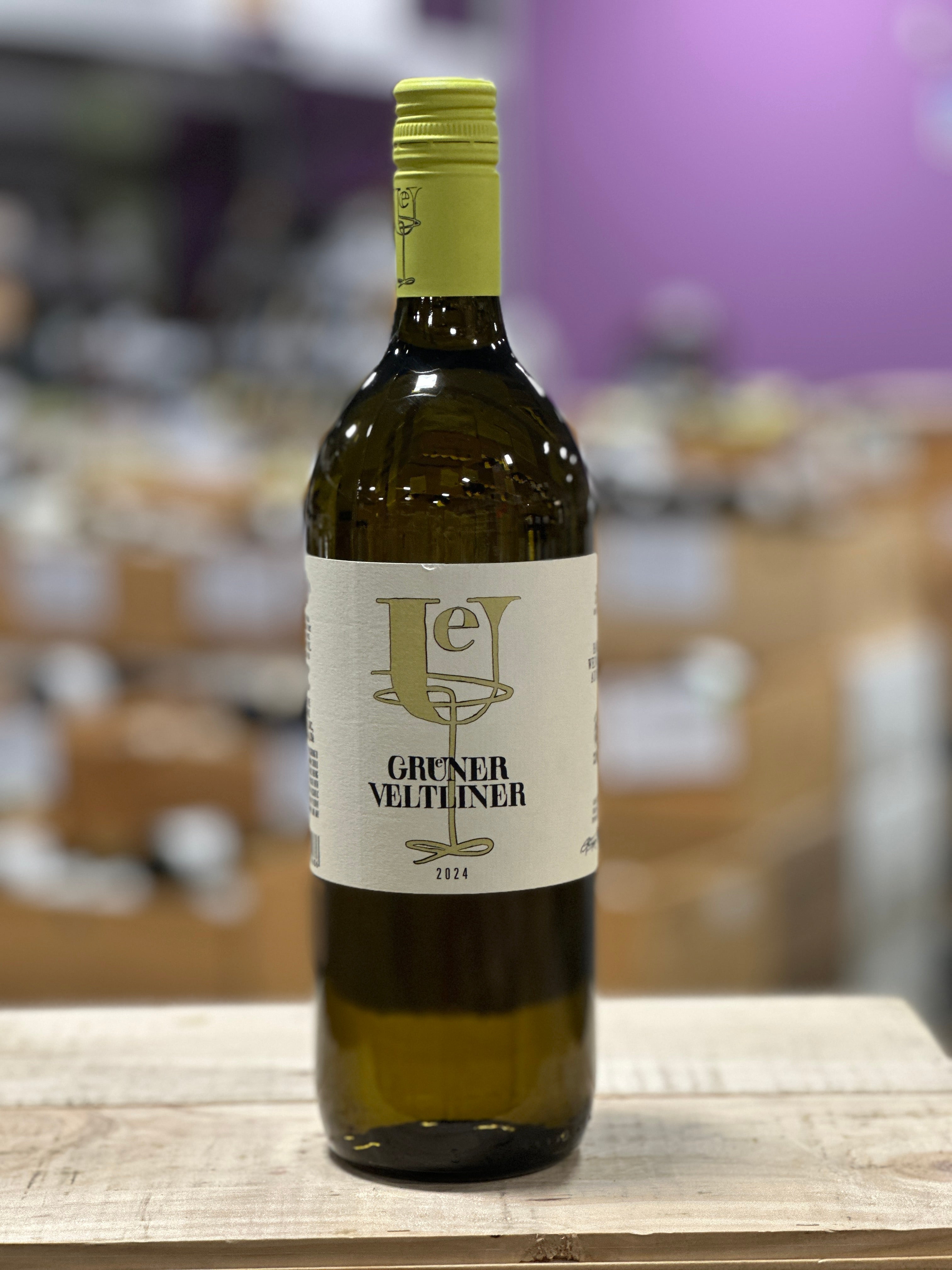 Josef & Philipp Bründlmayer Grüner Veltliner Austria 1L – Bin Ends
