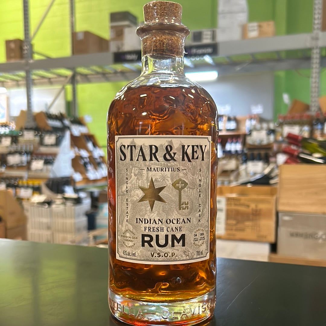 Star & Key VSOP RUM