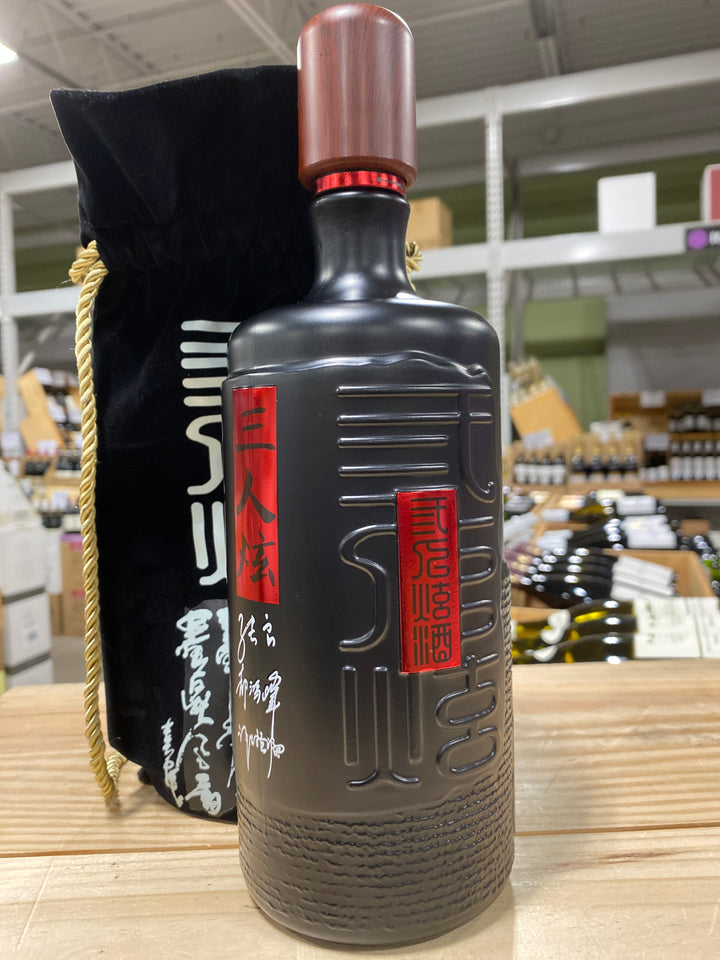 San Ren Xuan Baijiu, China (1 litre)