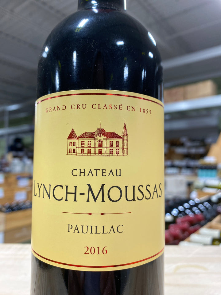 Chateau Lynch-Moussas Pauillac -  Bordeaux, France