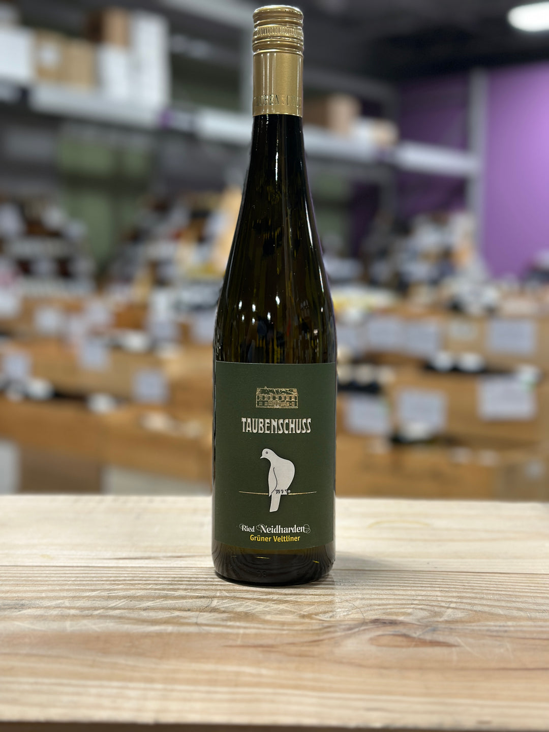 Weingut Taubenschuss Gruner Veltliner Ried Neidharden Weinviertel Reserve, Austria